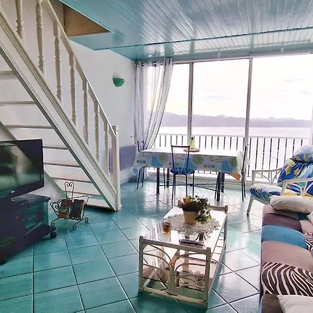 Sur La Baie De Saint Florent Apartament