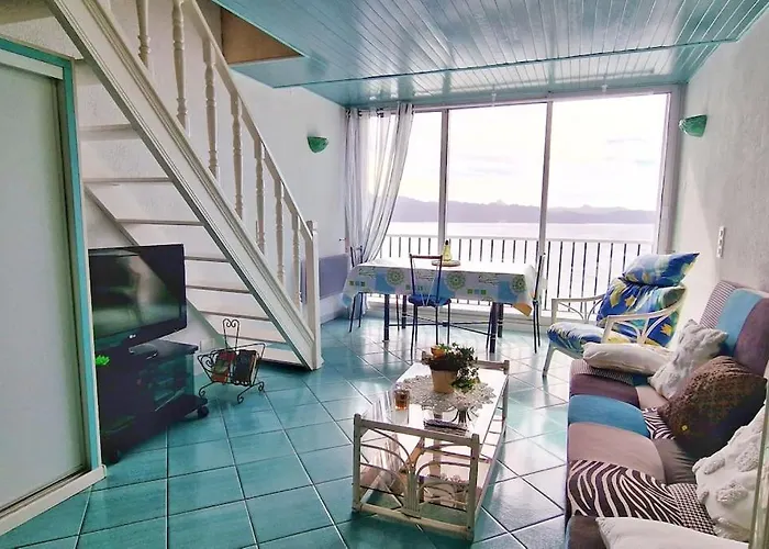 Sur La Baie De Saint Florent 公寓