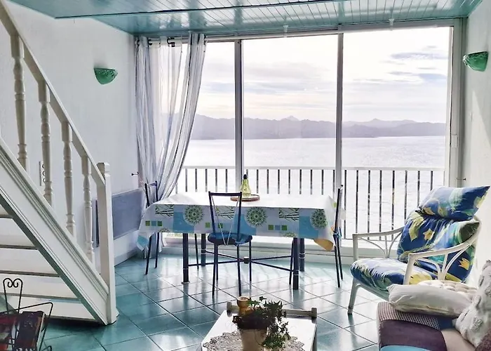 Sur La Baie De Saint Florent * 帕特里莫尼奥