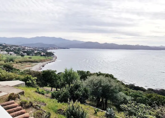 Sur La Baie De Saint Florent 公寓